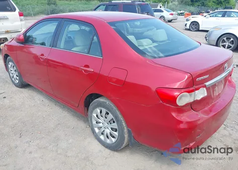 2013 Toyota Corolla Le z USA, uszkodzony, nr VIN 5YFBU4EE4DP111753